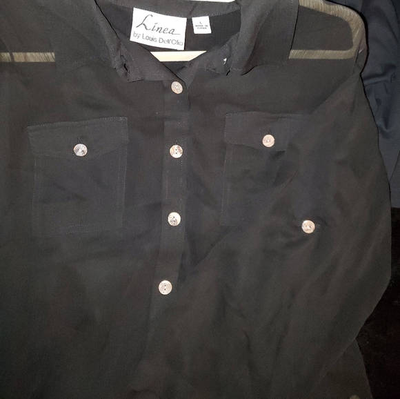 Sheer collared button up. Super cute - Picture 4 of 8